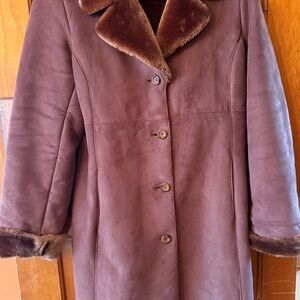 Y2K vintage Jones New York Chocolate Teddy Jacket with Faux Fur Trim